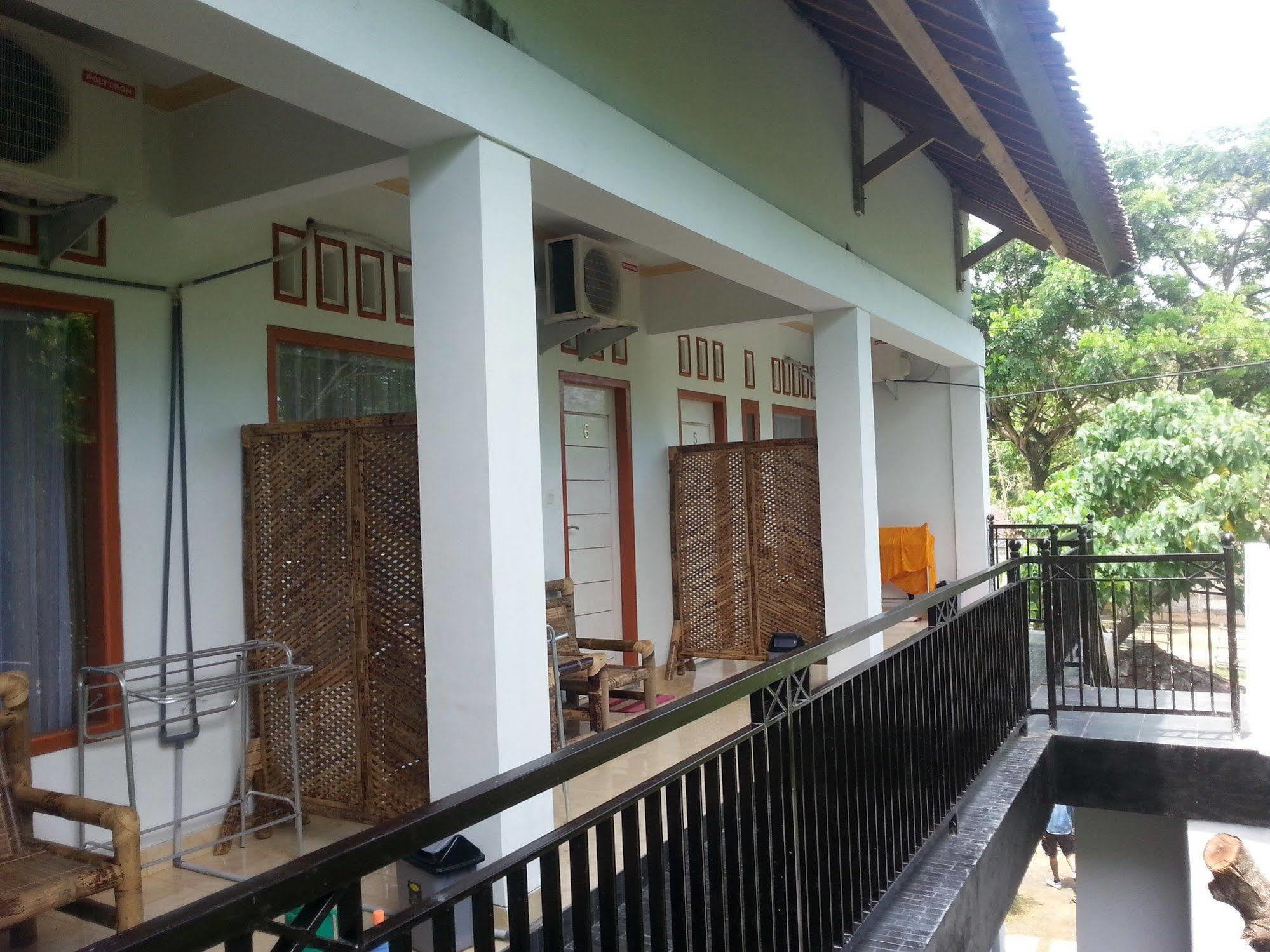 Krisna Home Stay Lombok Exterior foto