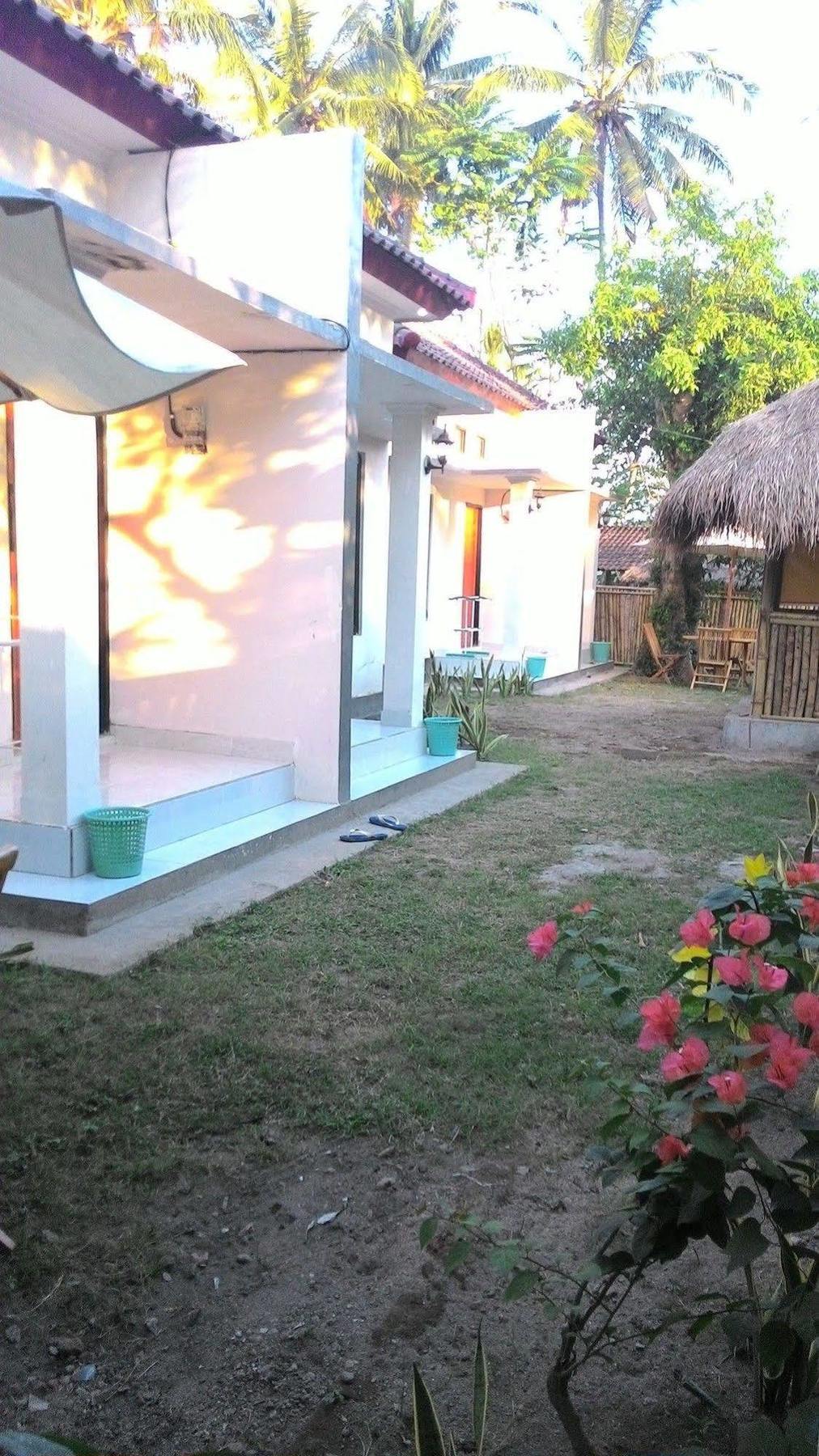 Krisna Home Stay Lombok Exterior foto